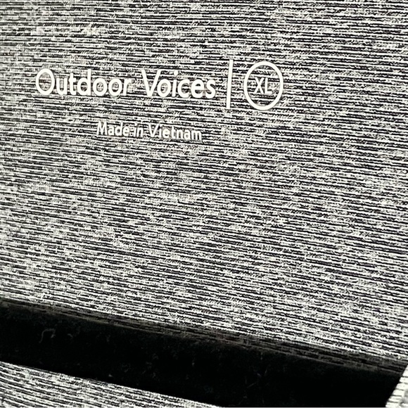 Outdoor Voices Long Line Colorblock cutout Sports Bra XL - Picture 3 of 5